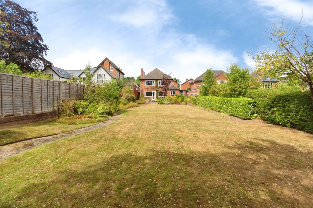 Property photo 2 of 22