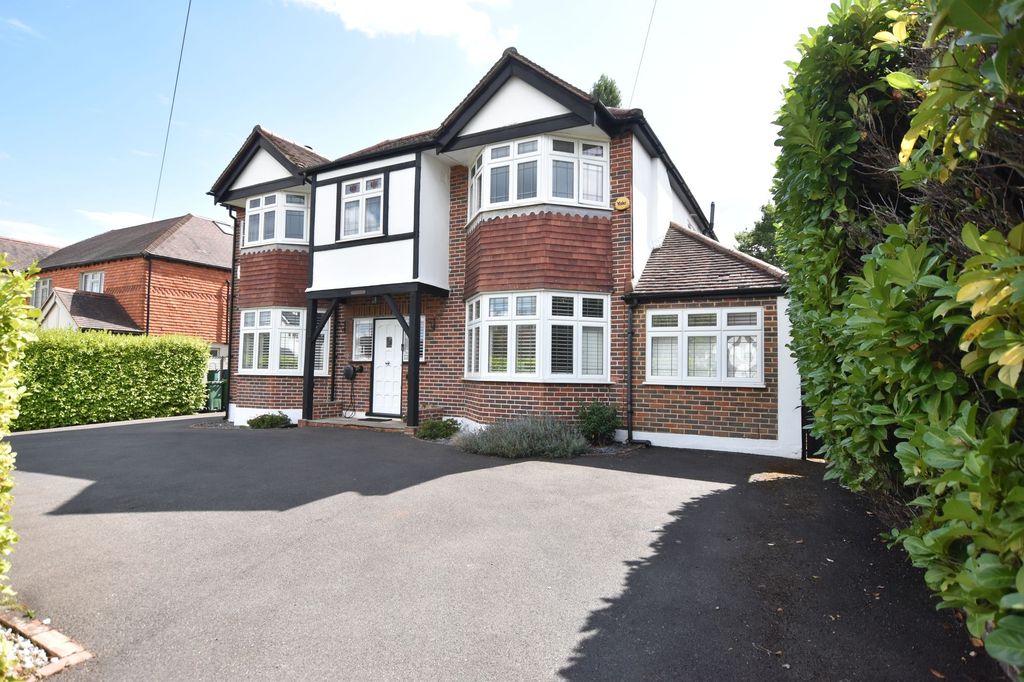 Property photo 1 of 16