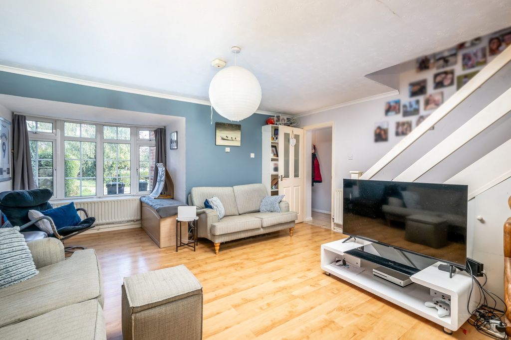 Property photo 3 of 17