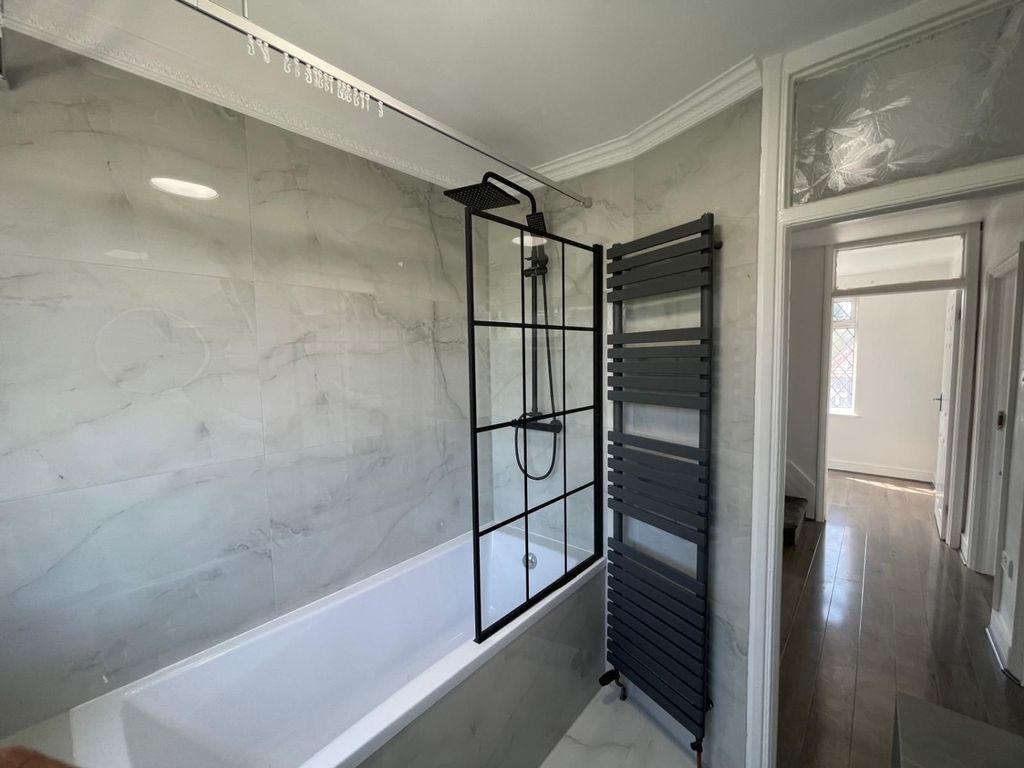 Property photo 3 of 18 51cd545B-Ec27-4B4E-93F9-c2Cbe8A02656