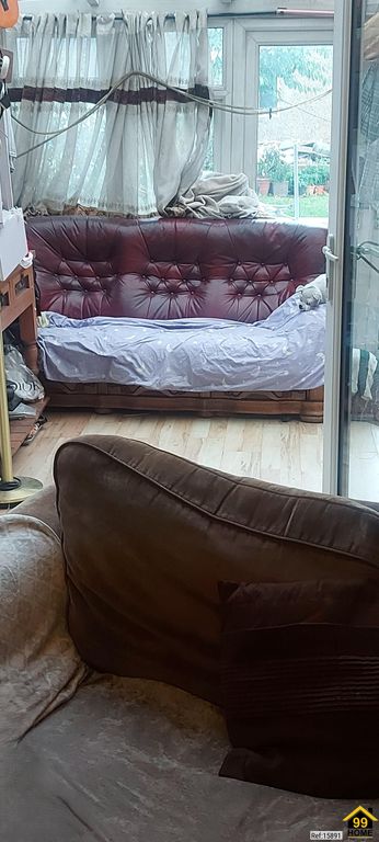 Property photo 2 of 11 Photo 1