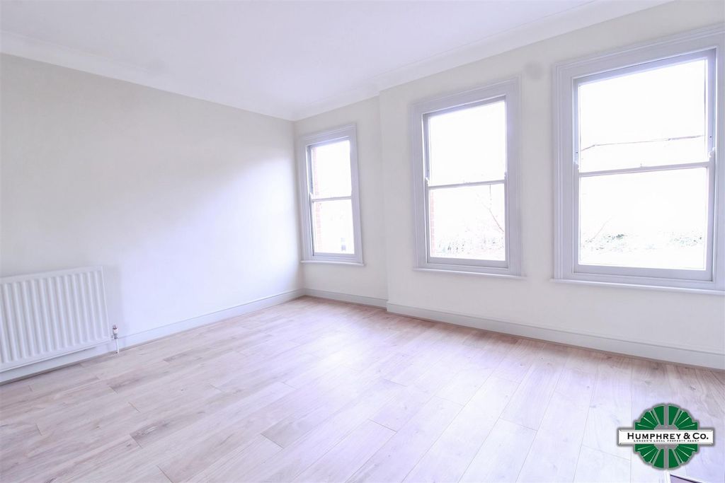 Property photo 3 of 5 Ef0Fde9d-Bead7Cf958Cb265B74c6A1B999845A62.Jpg