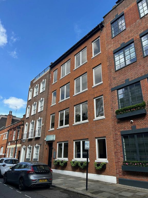 Property photo 2 of 8 Catherine Place 55A.Jpg