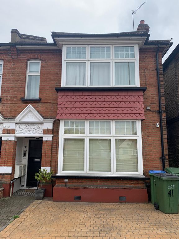 Property photo 1 of 8