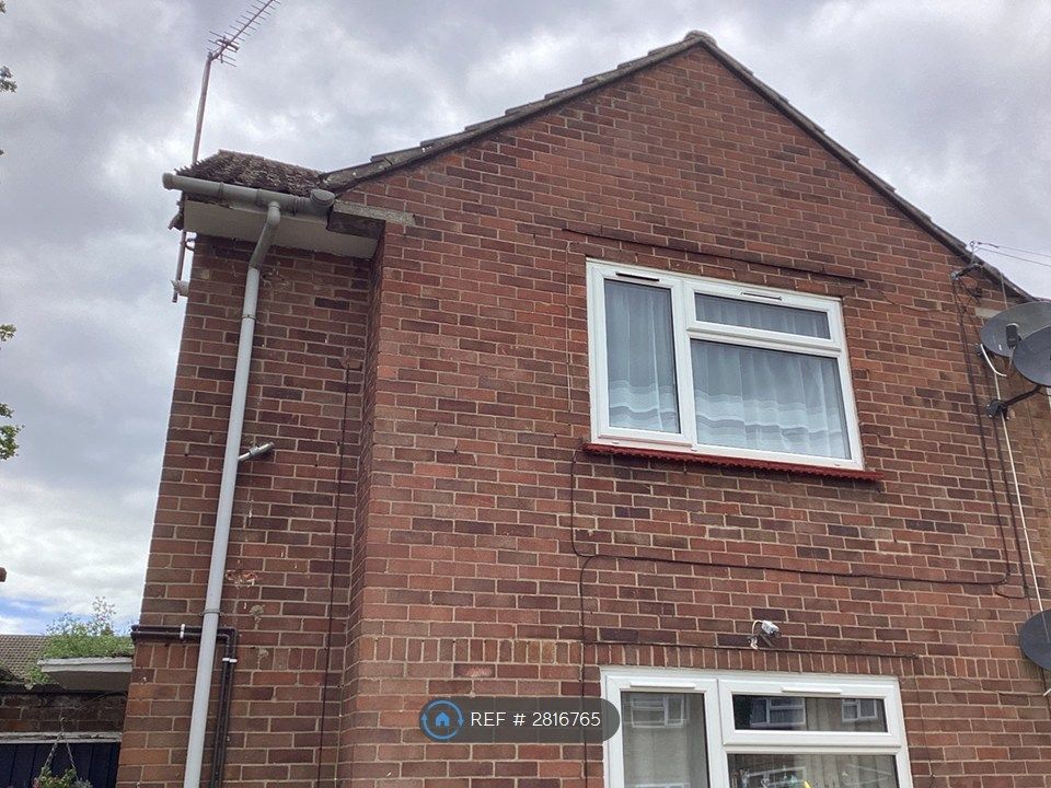 Property photo 2 of 23
