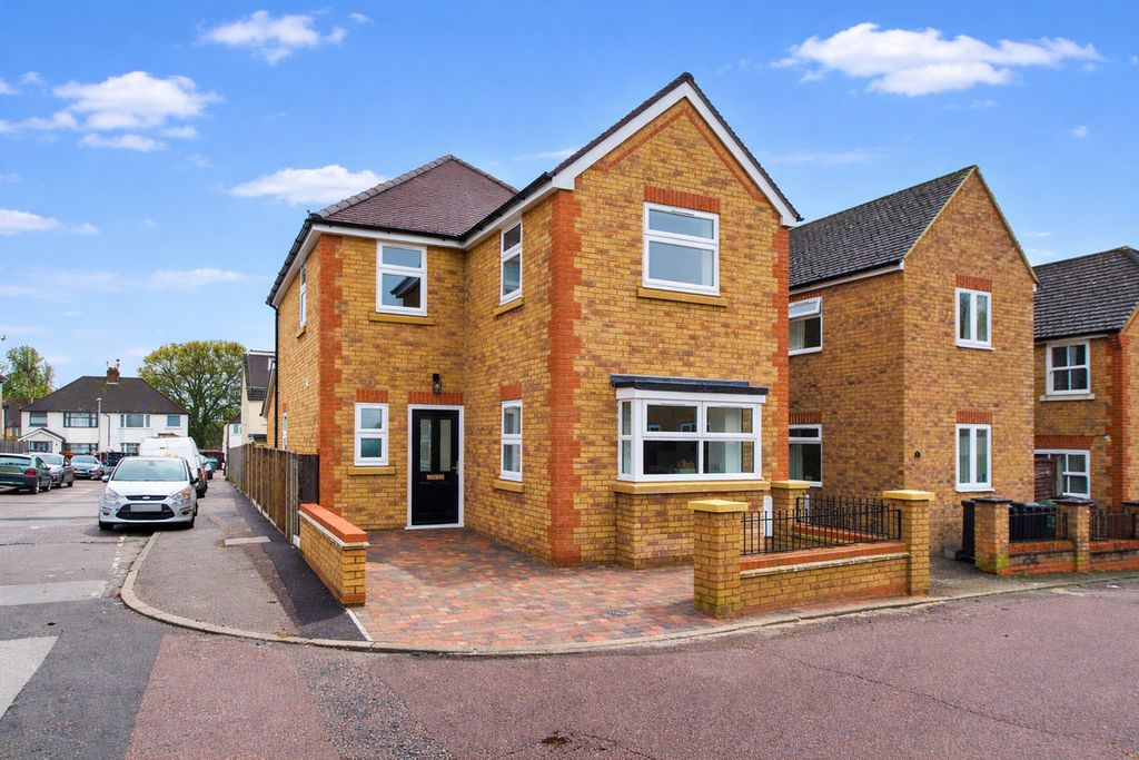 Property photo 1 of 19