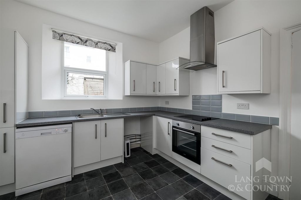 Property photo 3 of 9 0022.Jpg