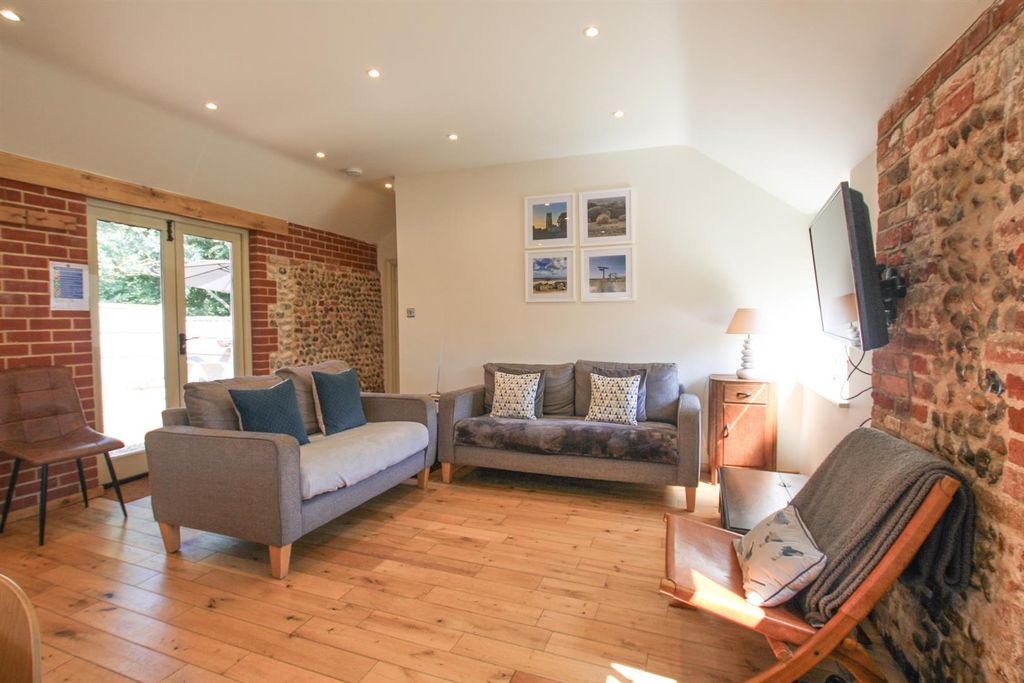 Property photo 3 of 14 Img_0849.Jpg