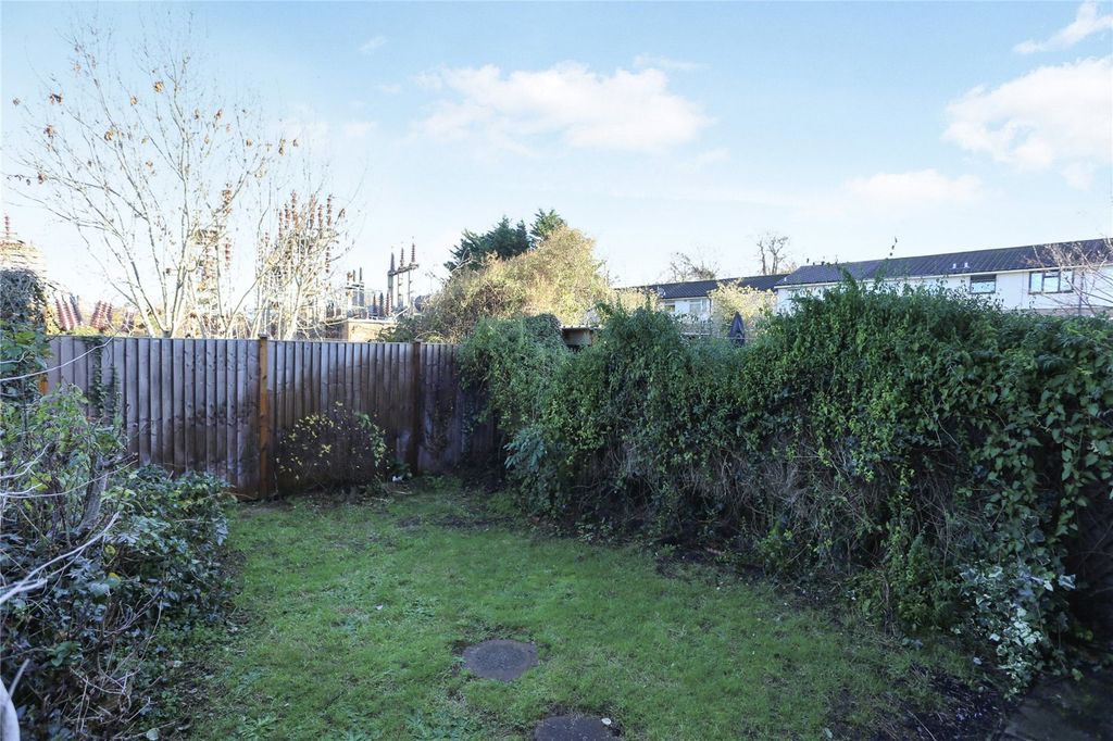 Property photo 2 of 13 Picture No. 19