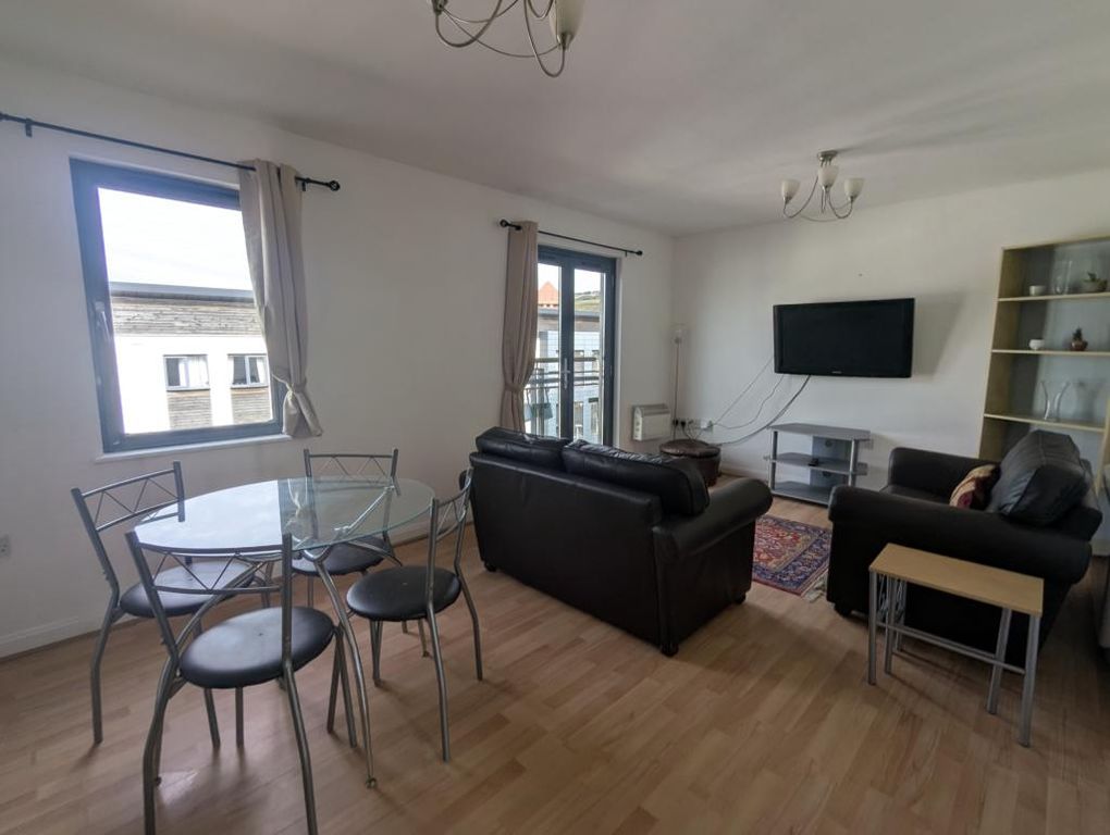 Property photo 2 of 10 Dining Room