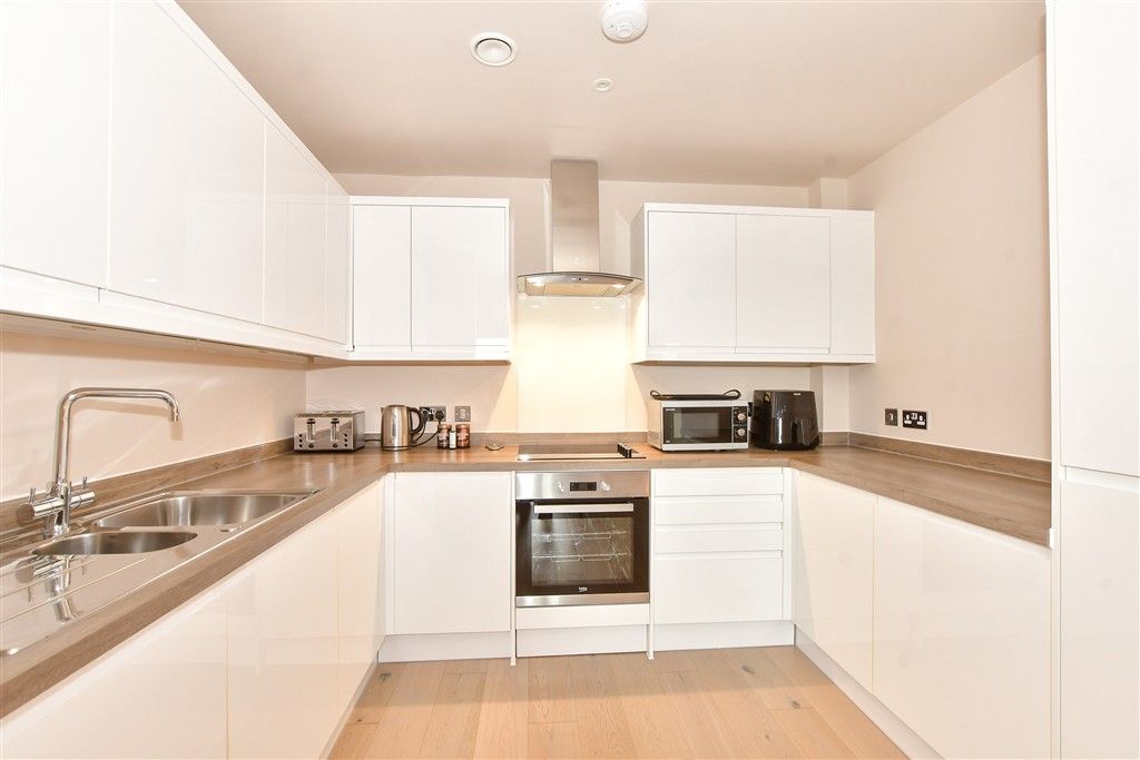 Property photo 3 of 7 Internal Feature