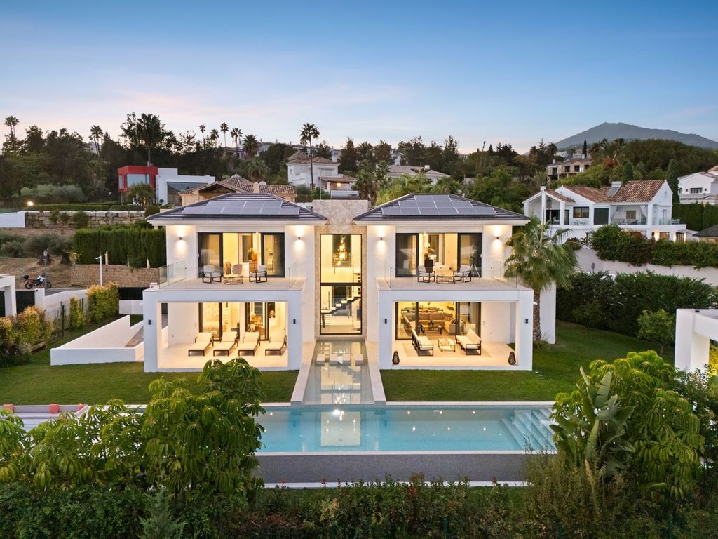 Property photo 1 of 50