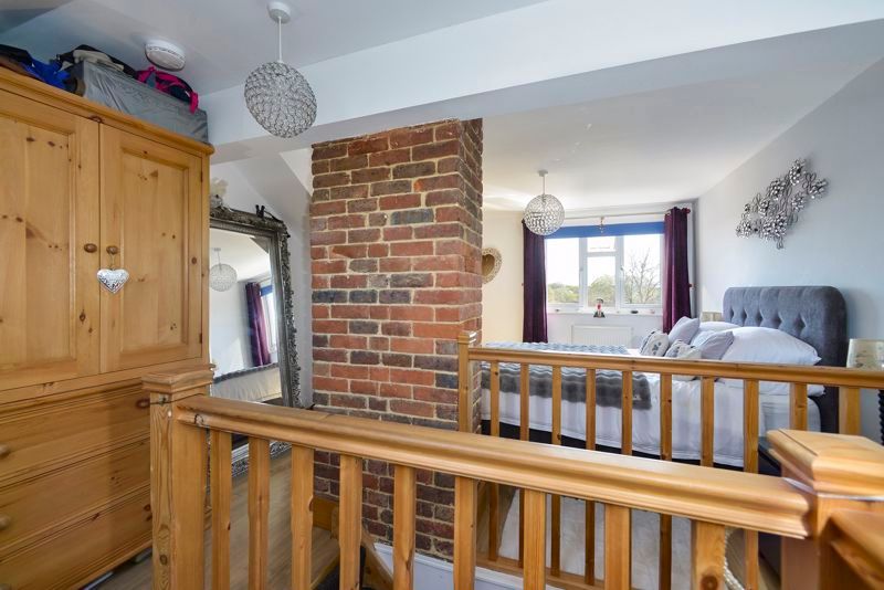 Property photo 3 of 16 Photo 16