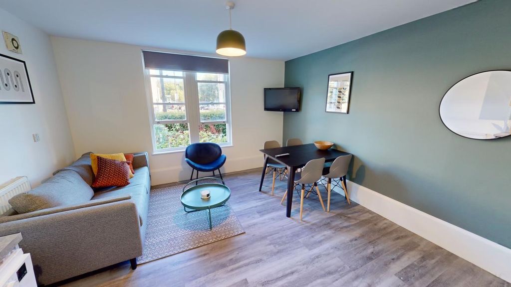 Property photo 1 of 14 Flat-6-Piccadilly-Place-Kitchen-Living-Dining 1.Jp