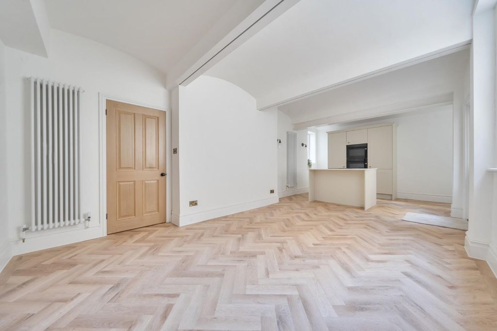 Property photo 2 of 26 1440673-6-69d62Ef6222d3.Jpg