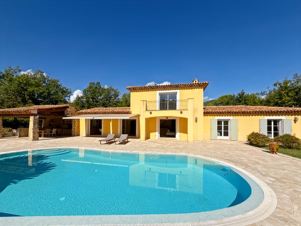 Property photo 2 of 28