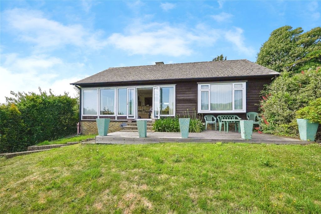 Property photo 1 of 17 Picture No. 02