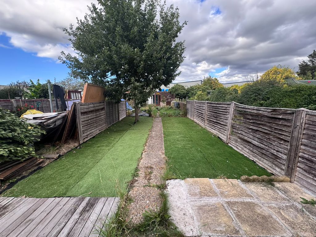 Property photo 3 of 16