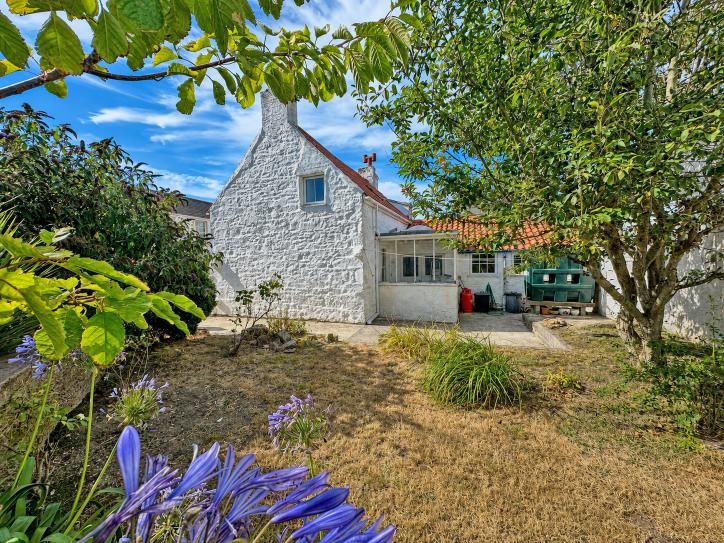 2 bed detached house for saleLa Brecque Phillippe, Alderney GY9