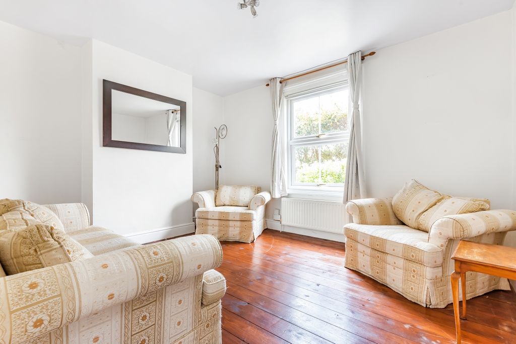 Property photo 2 of 8 838938 (2)