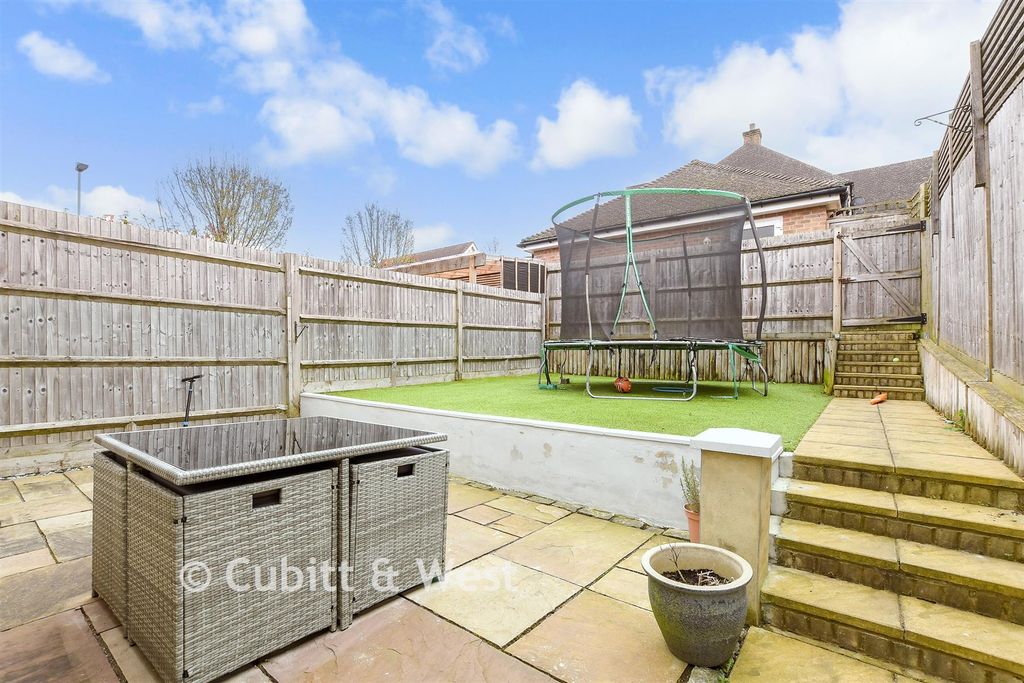Property photo 2 of 16 Rear Garden