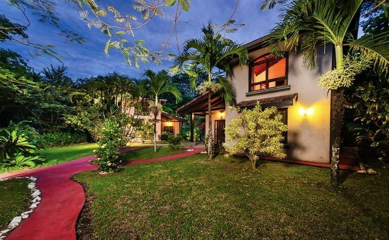 Property photo 1 of 9