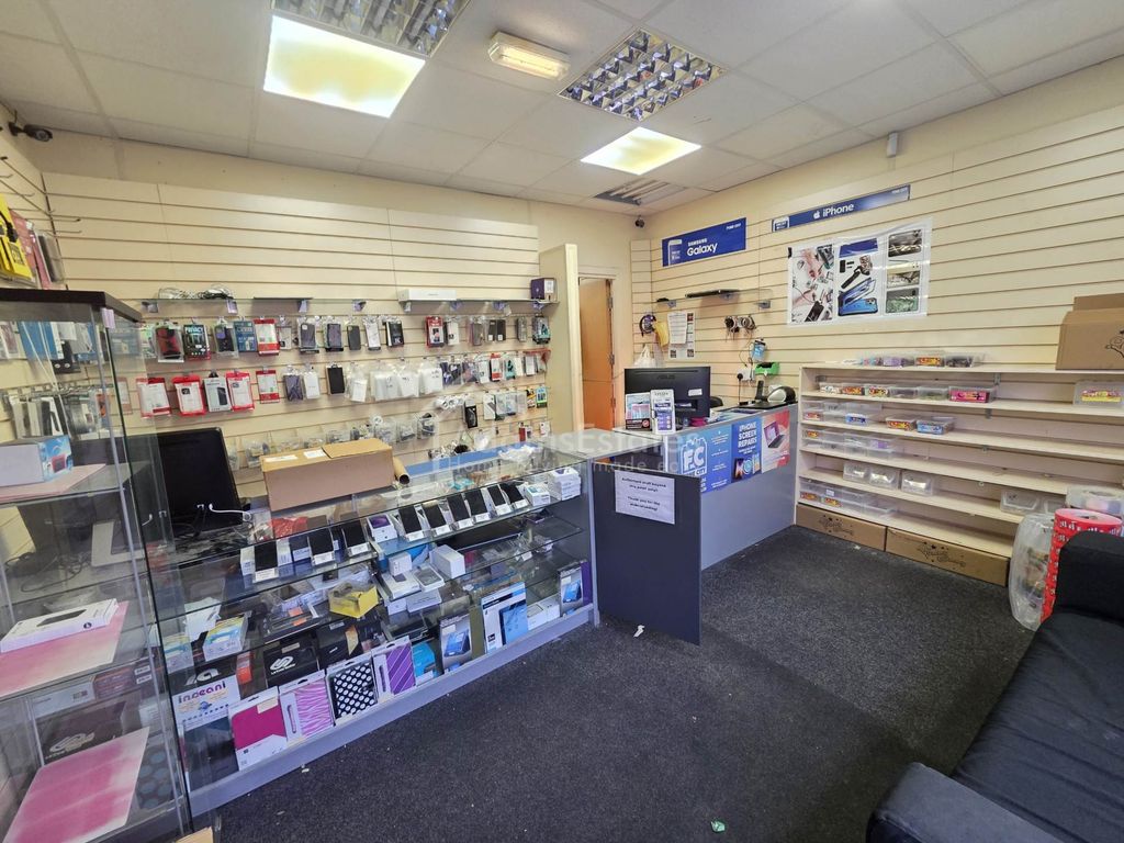 Property photo 2 of 12