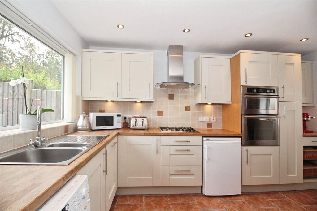 Property photo 3 of 13 Kitchen/Diner