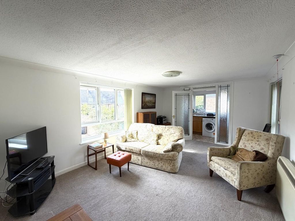 Property photo 2 of 16 Lounge/Dining Room