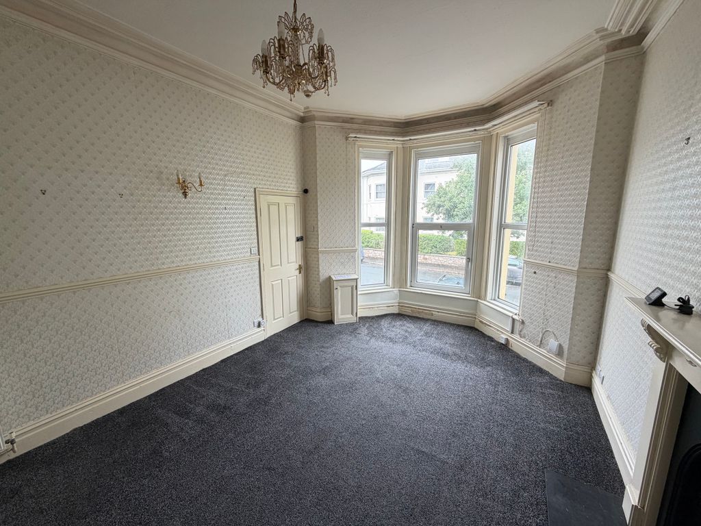 Property photo 2 of 7 Img_2994