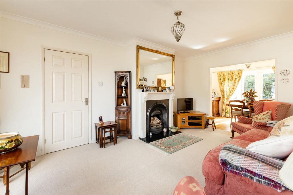 Property photo 2 of 23 Untitled-3063.Jpg