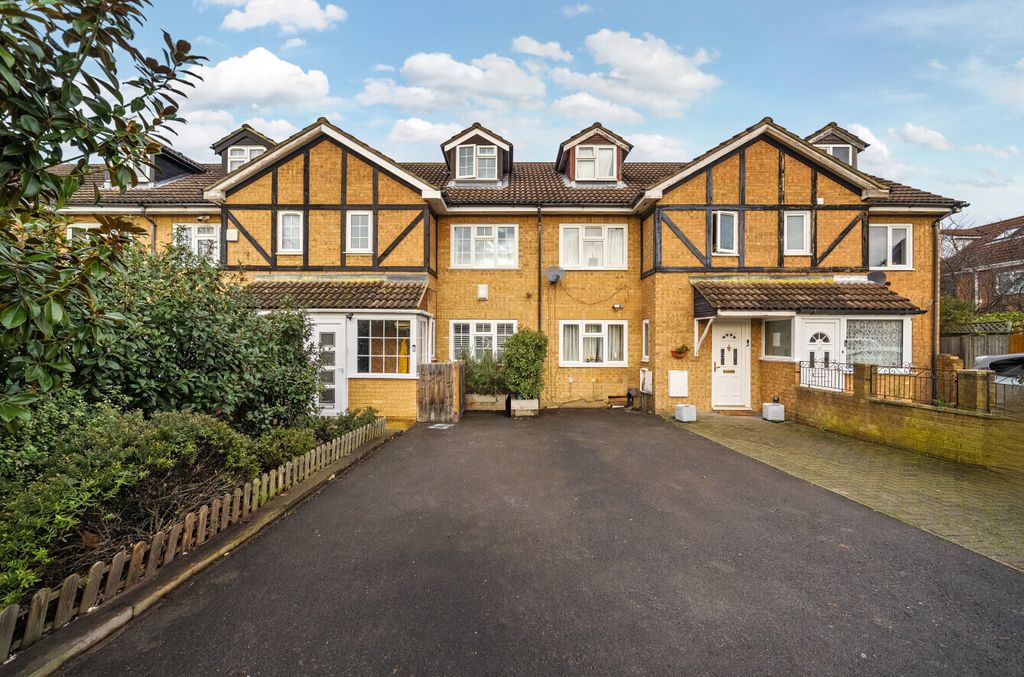 Property photo 1 of 18 Picture No. 01