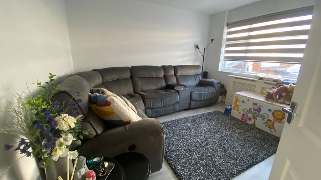 Property photo 1 of 29