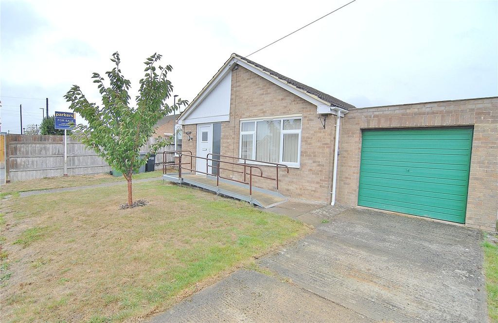 Property photo 2 of 15 Picture No. 16