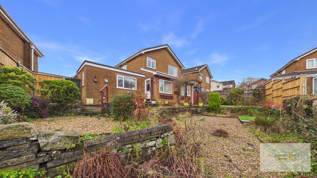 Property photo 3 of 26