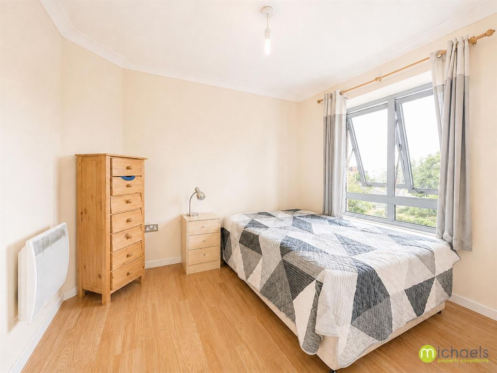 Property photo 1 of 10 1000051139.Png