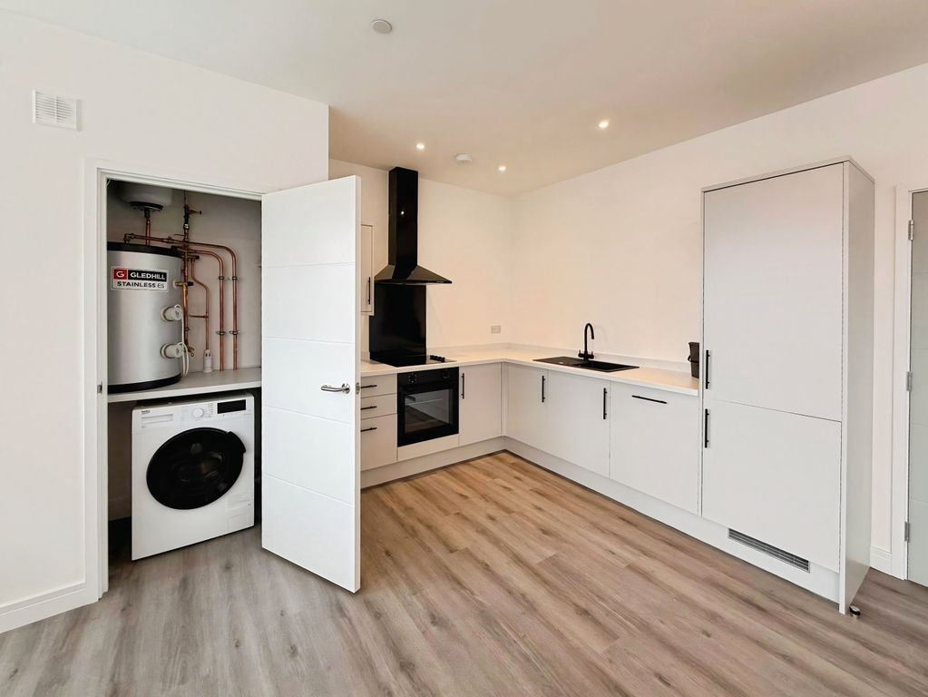 Additional image 4 of 2 bed flat to rent223 Guild House, Oundle Road, Peterborough PE2