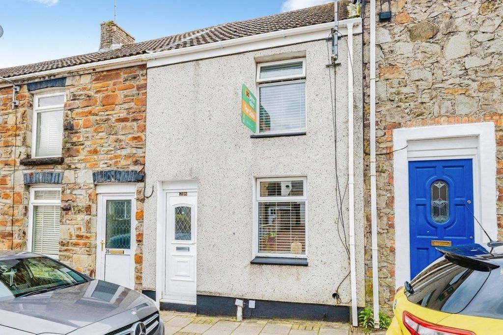 Property photo 2 of 22