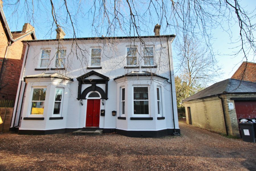 Property photo 1 of 14 Private Studio Within House Share