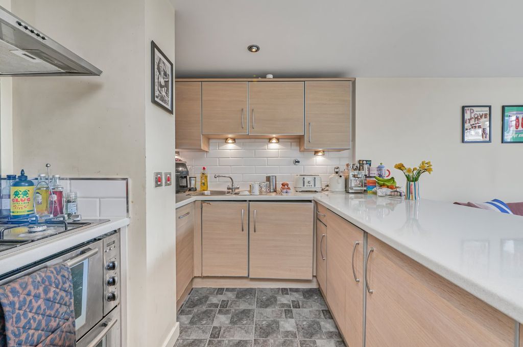 Property photo 3 of 6 Picture No. 04