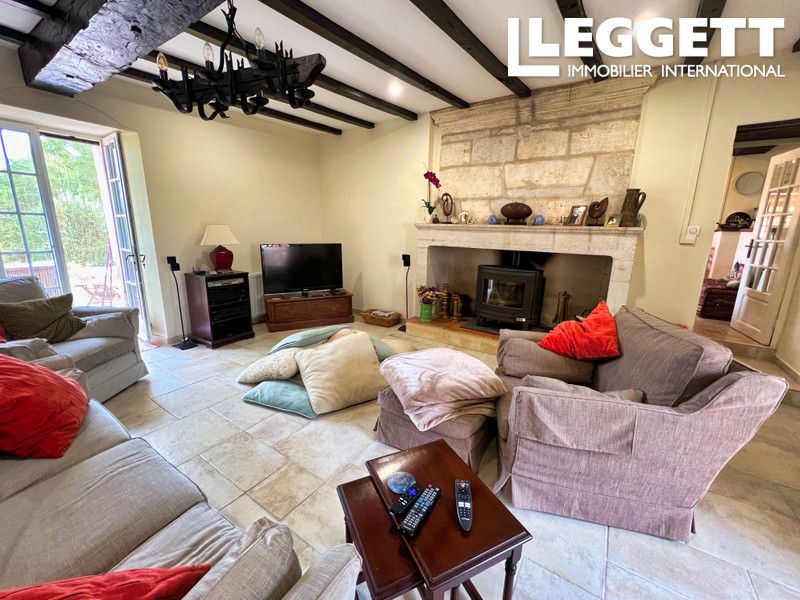 Property photo 3 of 10