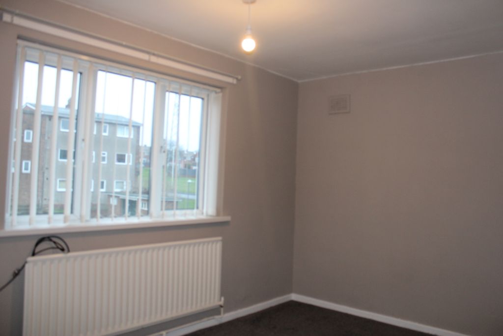 Property photo 3 of 5 Bedroom 1