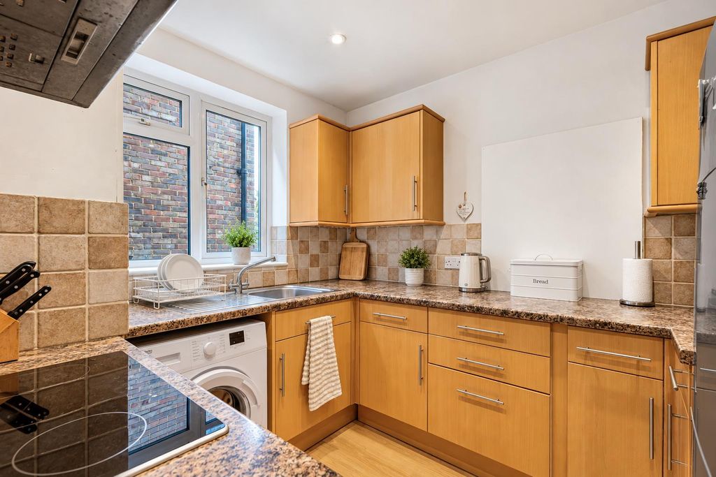 Property photo 3 of 9 Correct Kitchen.Png