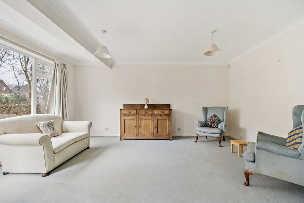 Property photo 3 of 14
