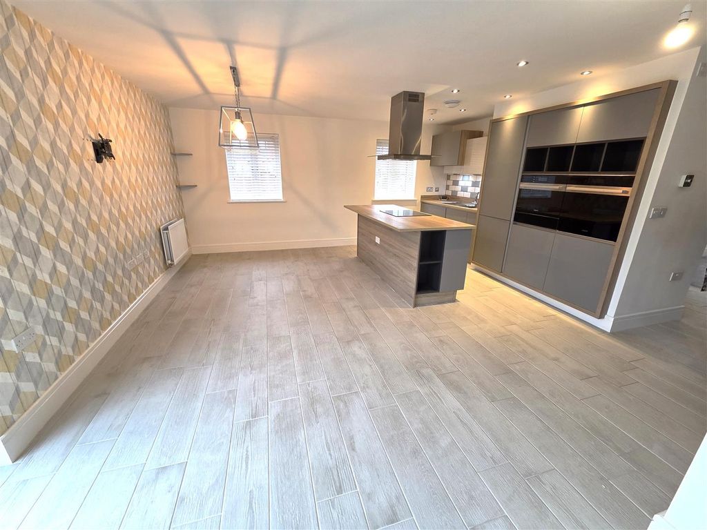 Property photo 3 of 18 20251229_121533.Jpg