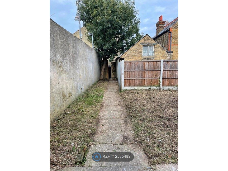 Property photo 3 of 13