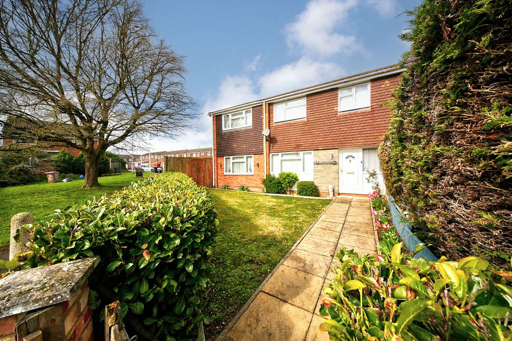 Property photo 2 of 12