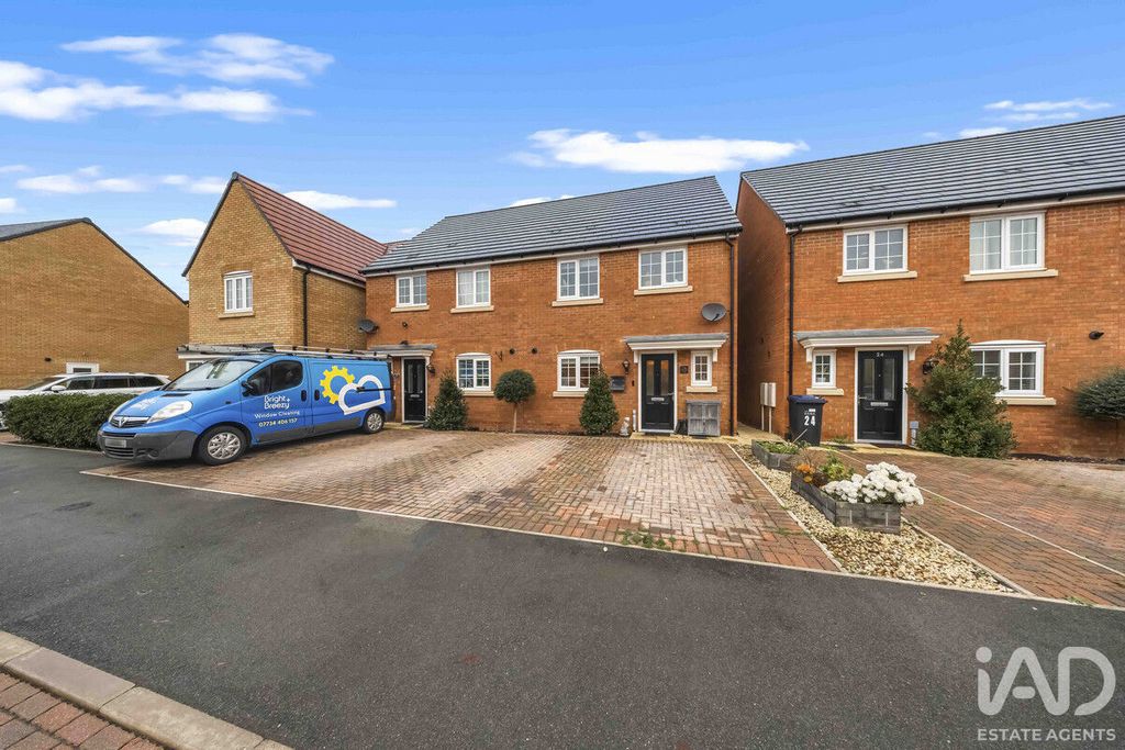 Property photo 1 of 23