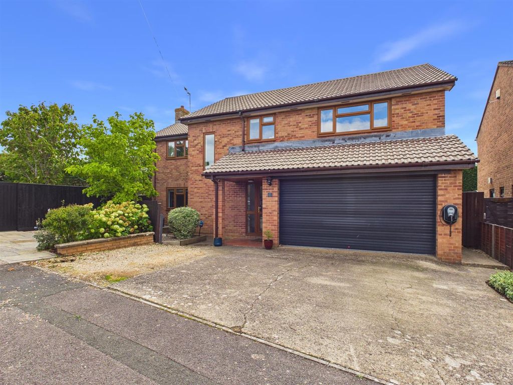 Property photo 1 of 22