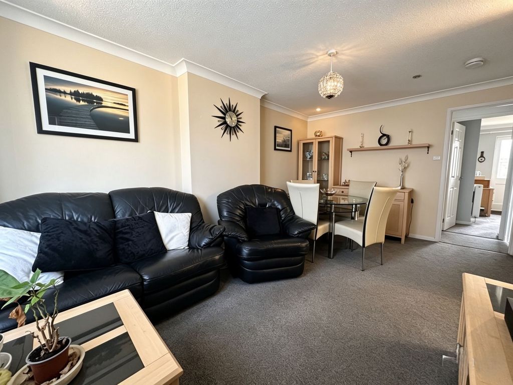 Property photo 2 of 13 Photo 8